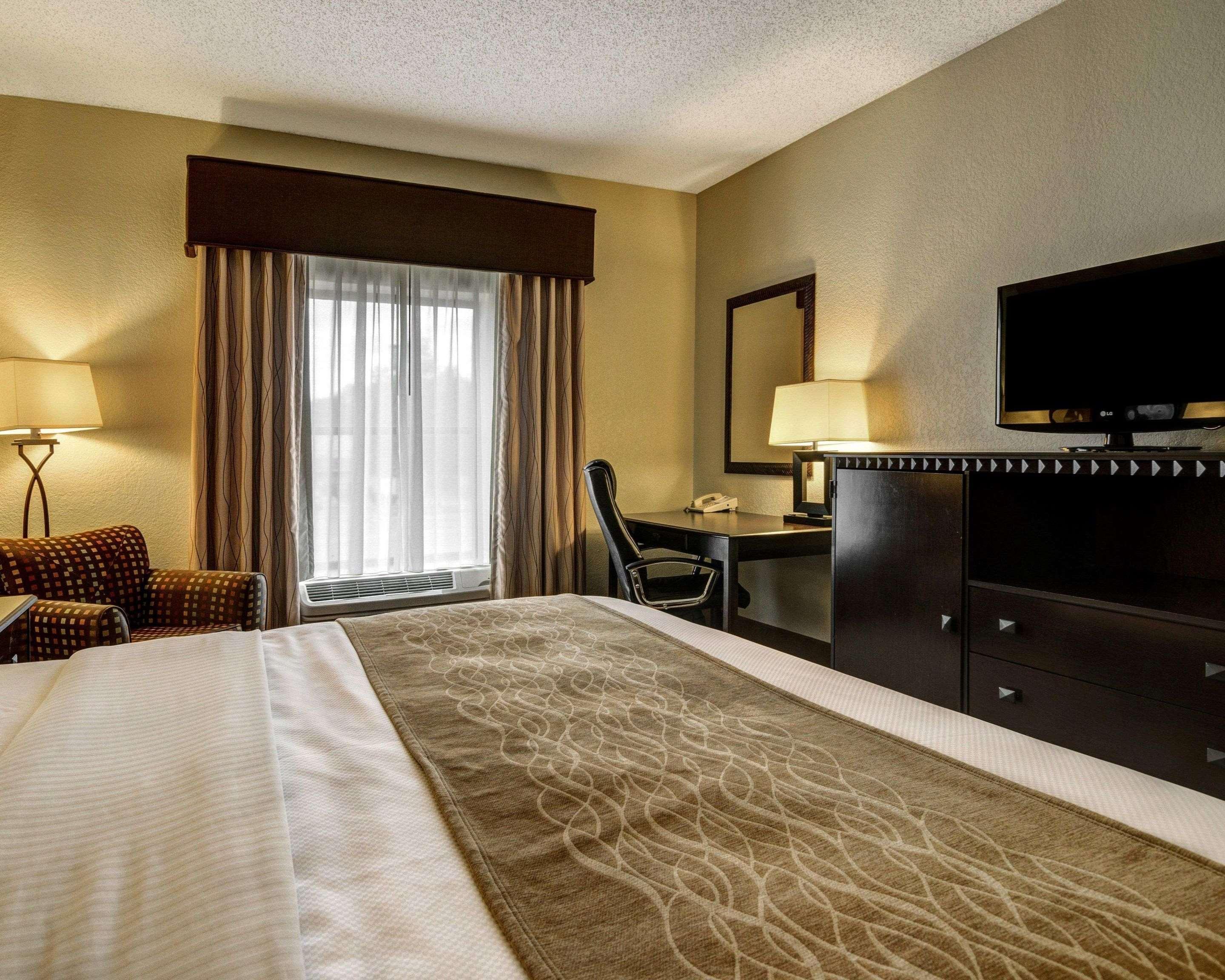 Comfort Inn & Suites Hot Springs Central Buitenkant foto