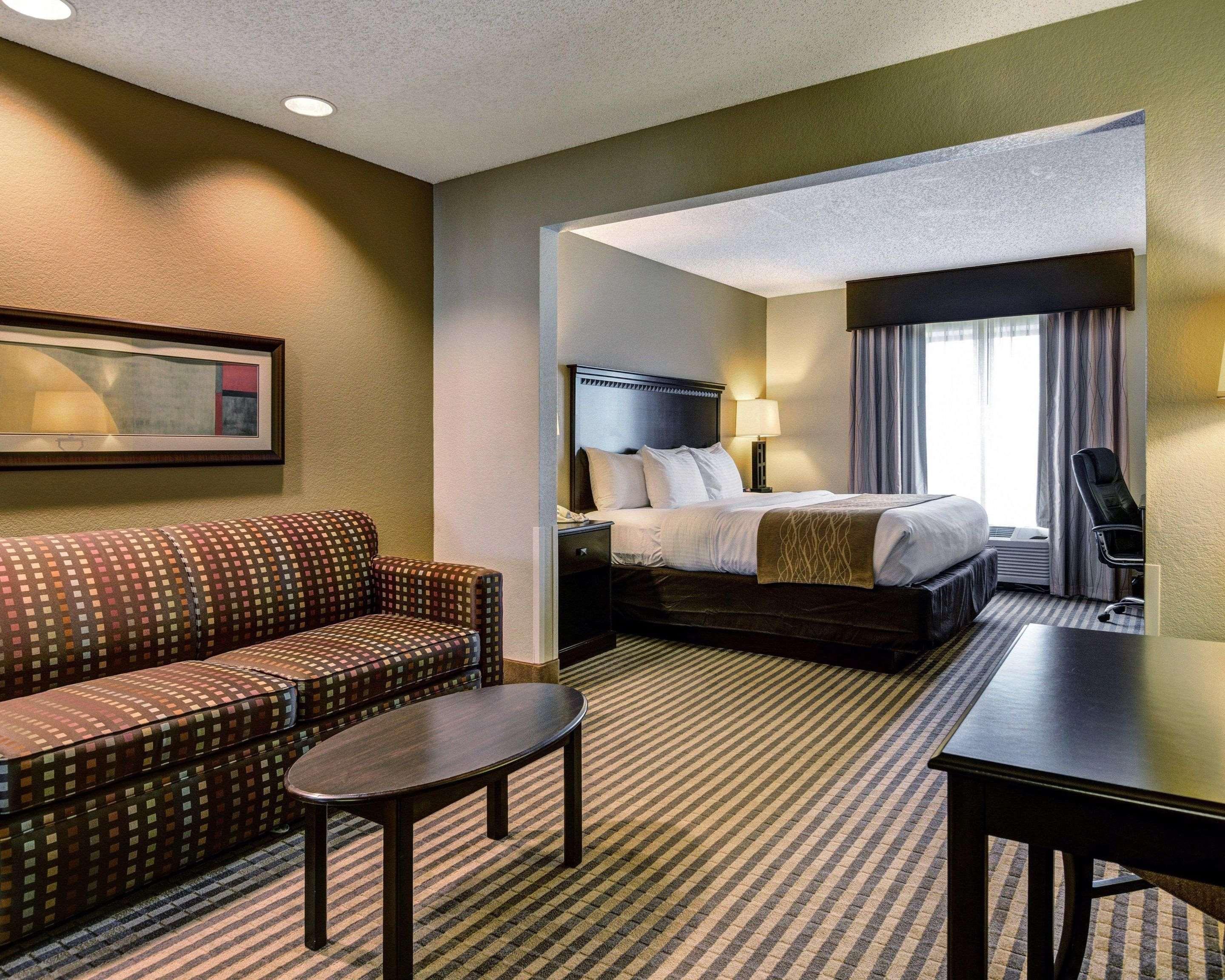 Comfort Inn & Suites Hot Springs Central Buitenkant foto