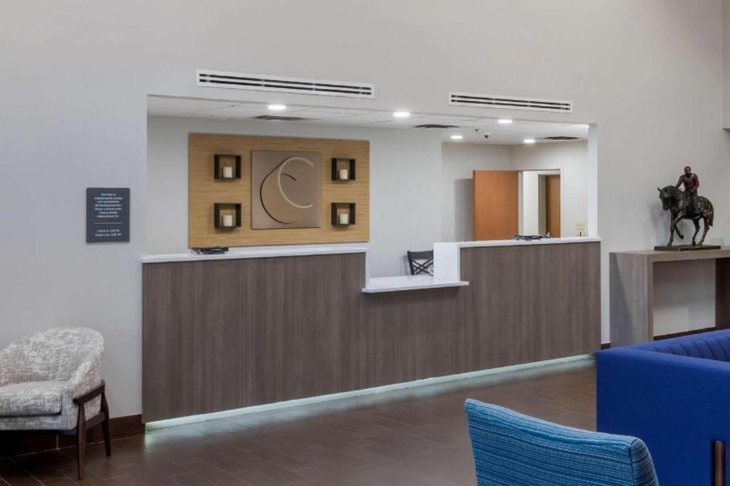 Comfort Inn & Suites Hot Springs Central Buitenkant foto